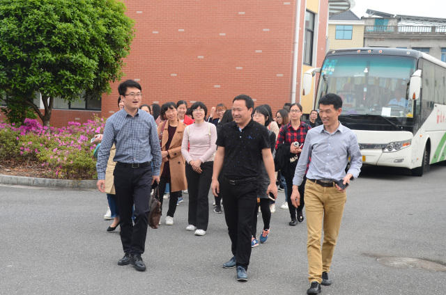 萧山区靖江第一小学一行来我校参观学习 建德市寿昌第一小学